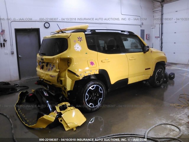 ZACCJBCT7FPB97456 - 2015 JEEP RENEGADE TRAILHAWK YELLOW photo 4