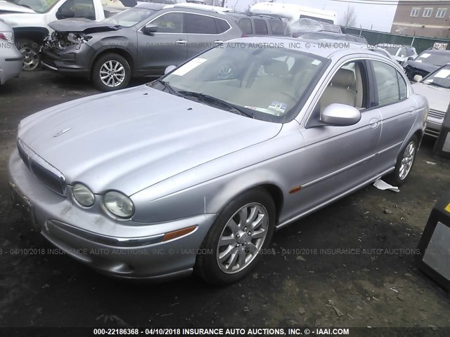 SAJEA51DX2XC37644 - 2002 JAGUAR X-TYPE 2.5 SILVER photo 2