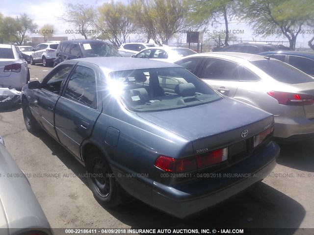 4T1BG22K2YU988929 - 2000 TOYOTA CAMRY CE/LE/XLE 浅蓝色 照片 3