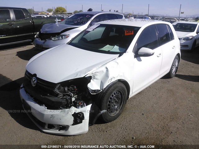 WVWDB7AJ5DW133710 - 2013 VOLKSWAGEN GOLF 白色 照片 2