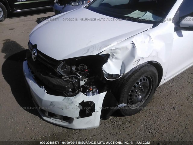 WVWDB7AJ5DW133710 - 2013 VOLKSWAGEN GOLF 白色 照片 6
