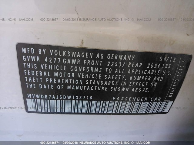 WVWDB7AJ5DW133710 - 2013 VOLKSWAGEN GOLF WHITE photo 9