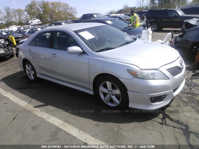 4T1BF3EK0AU507909 - 2010 TOYOTA CAMRY SE/LE/XLE 银色 照片 1