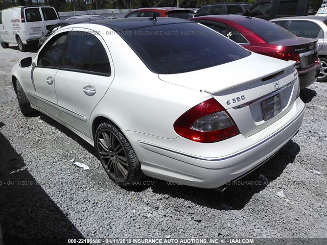 WDBUF87X18B237676 - 2008 MERCEDES-BENZ E 350 4MATIC WHITE photo 3