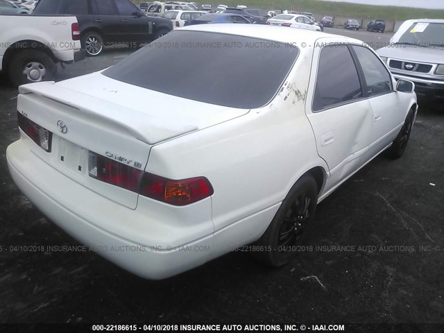 JT2BF22K410295115 - 2001 TOYOTA CAMRY CE/LE/XLE 白色 照片 4