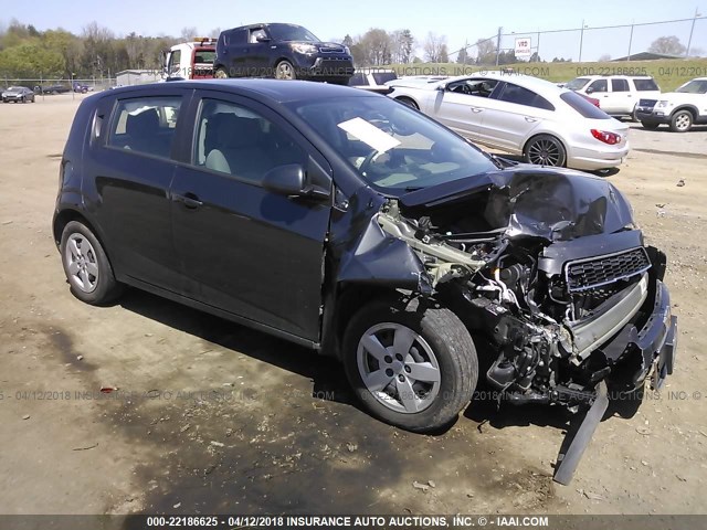 1G1JB6SH1G4171954 - 2016 CHEVROLET SONIC LS 灰色 照片 1