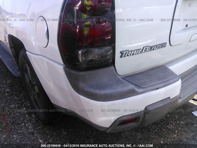 1GNET16S446103184 - 2004 CHEVROLET TRAILBLAZER EXT LS/EXT LT WHITE photo 6