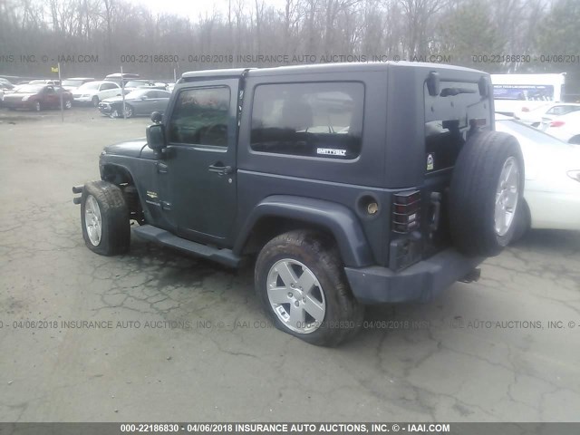 1J4FA54187L207228 - 2007 JEEP WRANGLER SAHARA BLUE photo 3