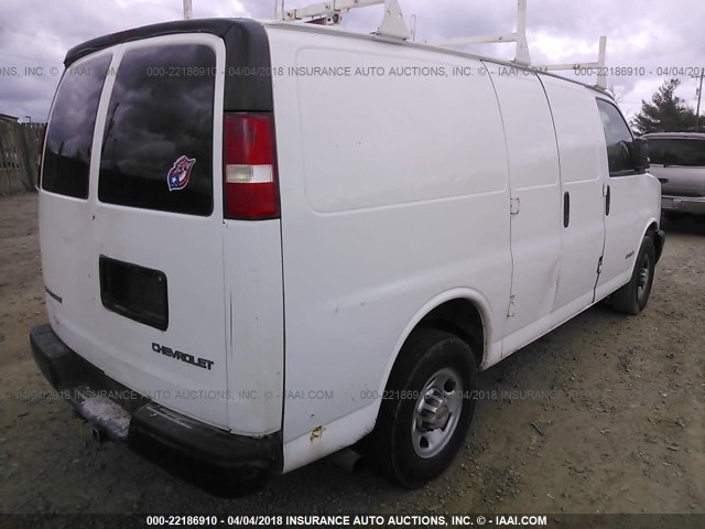 1GCGG25V041229174 - 2004 CHEVROLET EXPRESS G2500  WHITE photo 4