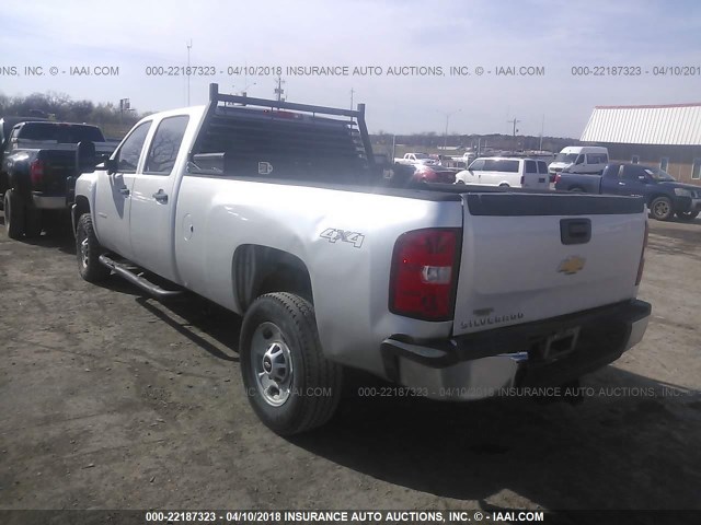 1GC1KVCG8DF124850 - 2013 CHEVROLET SILVERADO K2500 HEAVY DUTY SILVER photo 3