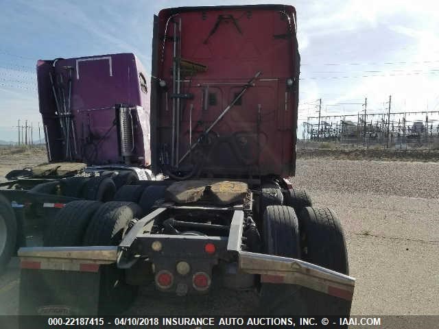 1FUJGLDR8CSBF8578 - 2012 FREIGHTLINER CASCADIA 125  RED photo 8