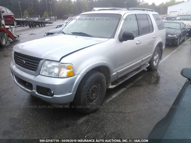 1FMZU75W02UD67280 - 2002 FORD EXPLORER LIMITED 银色 照片 2
