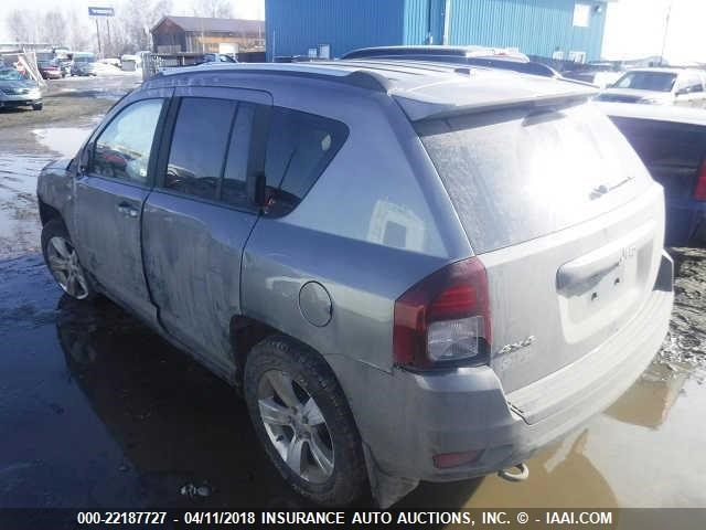 1C4NJDBBXED623876 - 2014 JEEP COMPASS SPORT GRAY photo 3