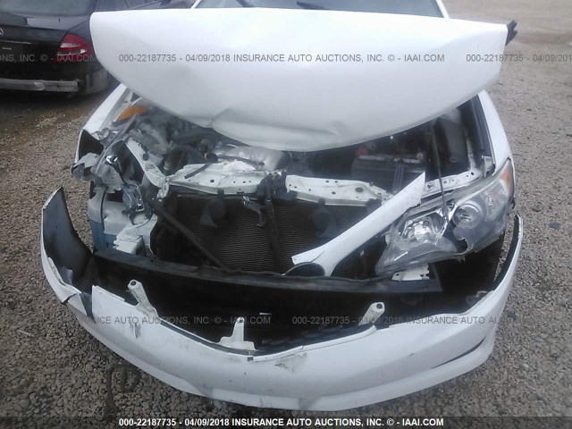 4T1BF1FK3DU696272 - 2013 TOYOTA CAMRY L/SE/LE/XLE 白色 照片 6