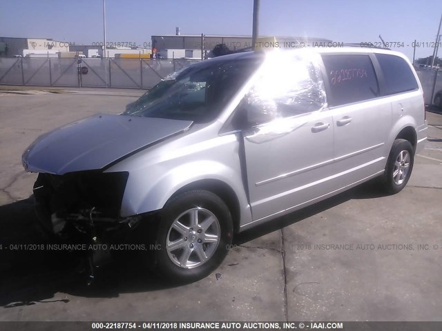 2A8HR54P78R107683 - 2008 CHRYSLER TOWN & COUNTRY TOURING SILVER photo 2