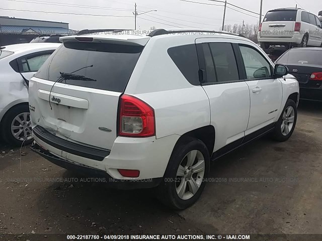 1J4NF1FB8BD258873 - 2011 JEEP COMPASS SPORT WHITE photo 4