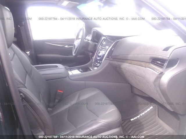 1GYS4KKJ6JR170160 - 2018 CADILLAC ESCALADE ESV PLATINUM შავი ფოტო 5
