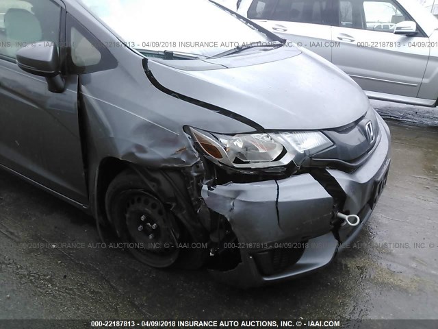 JHMGK5H5XHS021295 - 2017 HONDA FIT LX GRAY photo 6