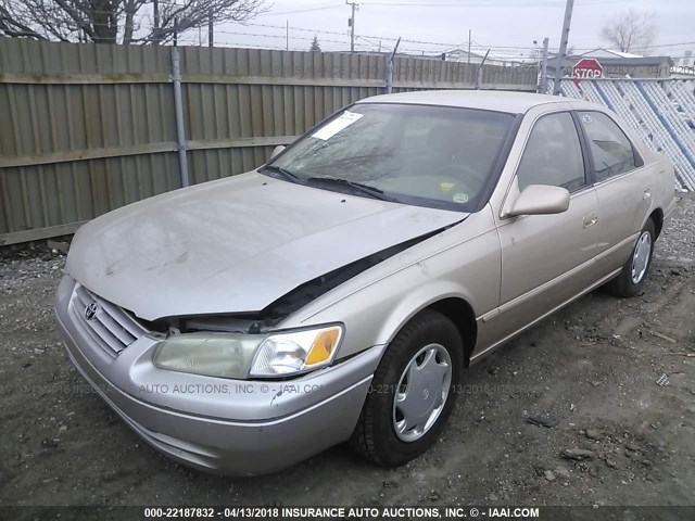 4T1BG22K3XU899644 - 1999 TOYOTA CAMRY CE/LE/XLE 金色 照片 2