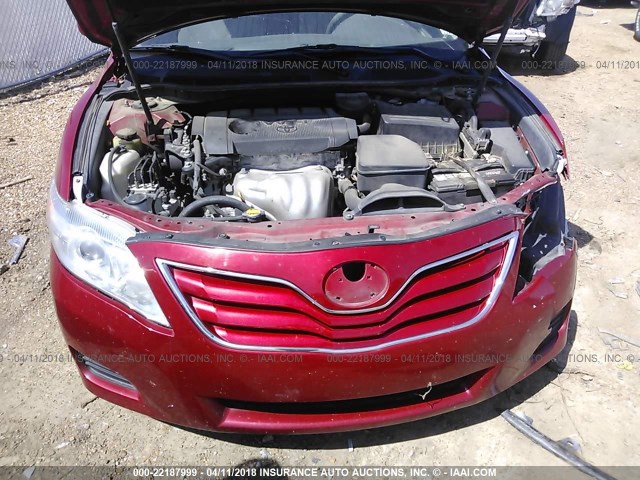 4T4BF3EKXBR192141 - 2011 TOYOTA CAMRY SE/LE/XLE RED photo 10
