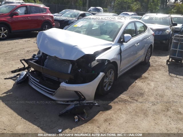 KMHD84LF5JU547787 - 2018 HYUNDAI ELANTRA SEL/VALUE/LIMITED SILVER photo 2