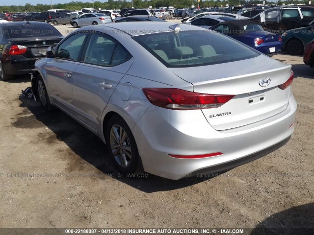 KMHD84LF5JU547787 - 2018 HYUNDAI ELANTRA SEL/VALUE/LIMITED SILVER photo 3