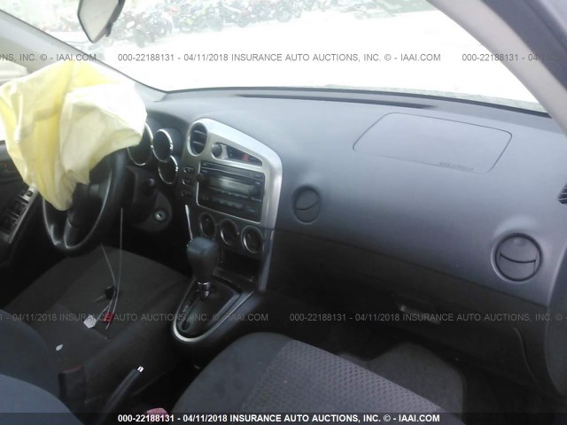 2T1KR32E97C648526 - 2007 TOYOTA COROLLA MATRIX XR SILVER photo 5