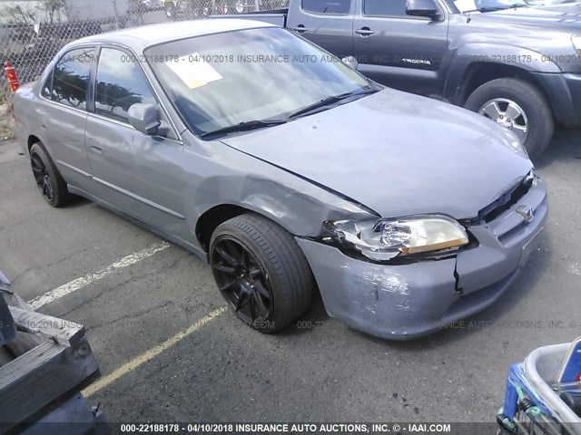 1HGCG665XYA131572 - 2000 HONDA ACCORD LX GRAY photo 1