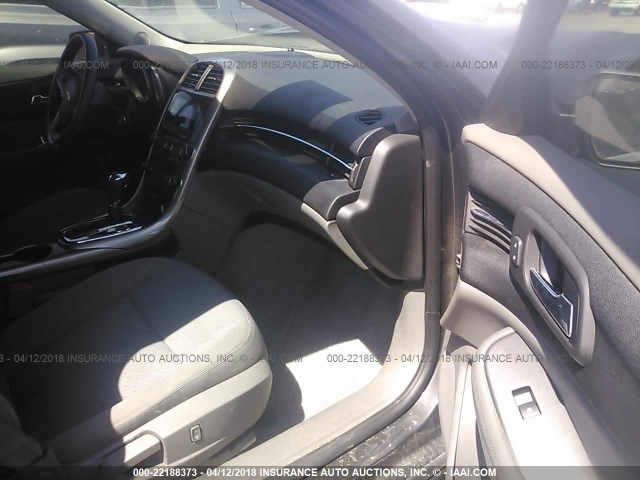 1G11B5SA0DF225600 - 2013 CHEVROLET MALIBU LS 灰色 照片 5