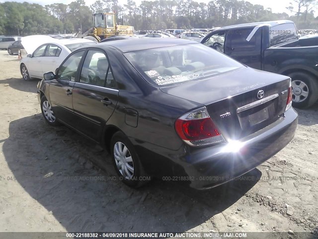 JTDBE32K663050984 - 2006 TOYOTA CAMRY LE/XLE BLACK photo 3
