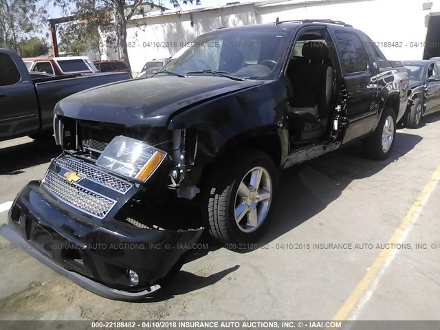 3GNMCEE06DG151593 - 2013 CHEVROLET AVALANCHE LS BLACK photo 2