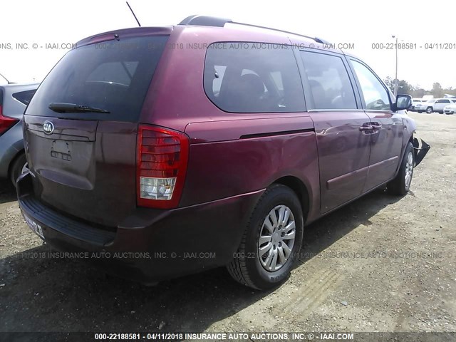 KNDMG4C74C6426286 - 2012 KIA SEDONA LX RED photo 4