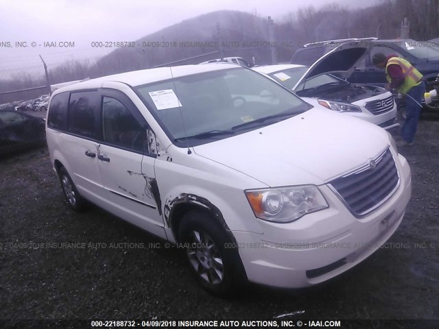 2A8HR44H48R707547 - 2008 CHRYSLER TOWN & COUNTRY LX WHITE photo 1