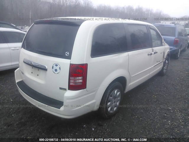 2A8HR44H48R707547 - 2008 CHRYSLER TOWN & COUNTRY LX WHITE photo 4