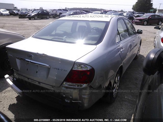 4T1BE32K55U099100 - 2005 TOYOTA CAMRY LE/XLE/SE 银色 照片 4