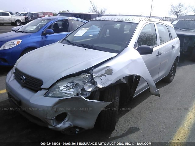 2T1KR32E88C697783 - 2008 TOYOTA COROLLA MATRIX XR SILVER photo 2
