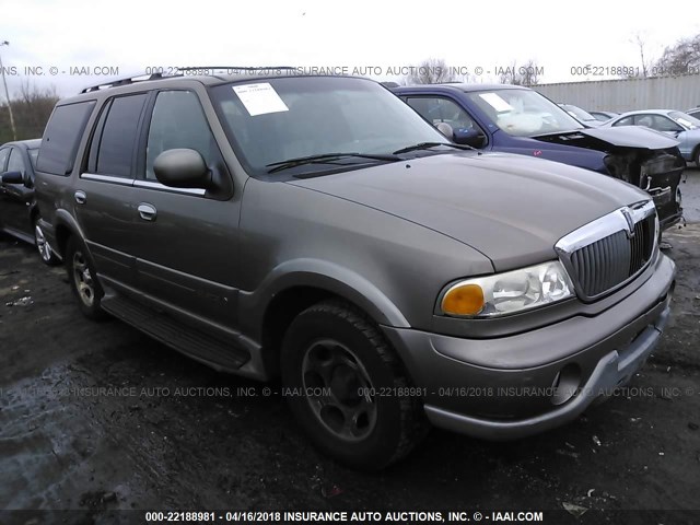 5LMEU27R12LJ03691 - 2002 LINCOLN NAVIGATOR GREEN photo 1