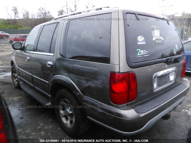 5LMEU27R12LJ03691 - 2002 LINCOLN NAVIGATOR მწვანე ფოტო 3