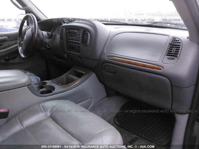 5LMEU27R12LJ03691 - 2002 LINCOLN NAVIGATOR მწვანე ფოტო 5