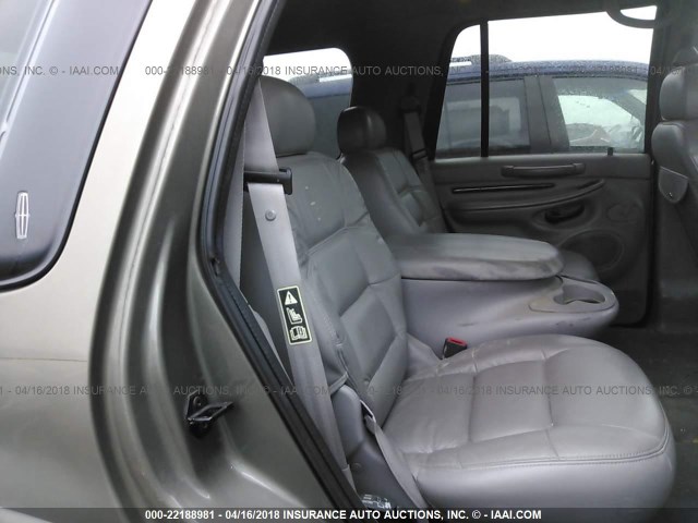 5LMEU27R12LJ03691 - 2002 LINCOLN NAVIGATOR მწვანე ფოტო 8