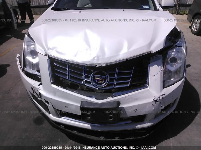 3GYFNCE31DS537971 - 2013 CADILLAC SRX LUXURY COLLECTION WHITE photo 6