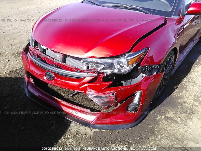 JTKJF5C71GJ026001 - 2016 TOYOTA SCION TC 红色 照片 6
