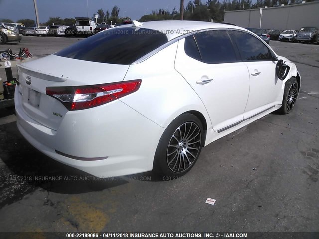 KNAGM4AD6D5058602 - 2013 KIA OPTIMA HYBRID WHITE photo 4