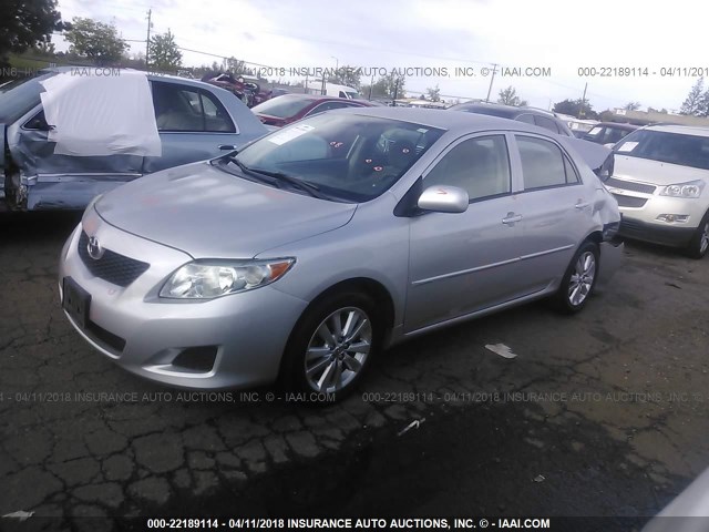 1NXBU4EE9AZ226827 - 2010 TOYOTA COROLLA S/LE/XLE SILVER photo 2