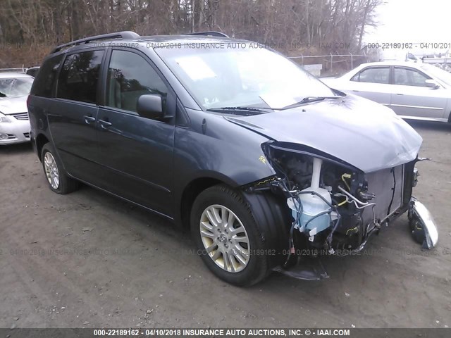 5TDJK4CC5AS033392 - 2010 TOYOTA SIENNA LE BLUE photo 1