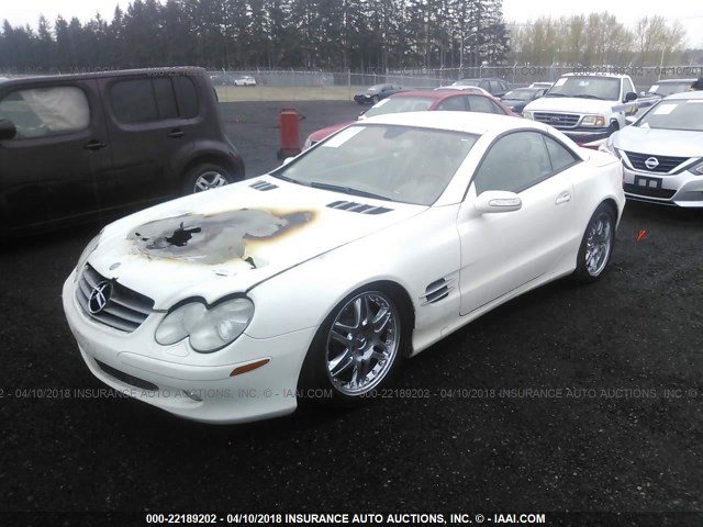 WDBSK75F95F093287 - 2005 MERCEDES-BENZ SL 500 WHITE photo 2