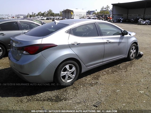 5NPDH4AE8FH559822 - 2015 HYUNDAI ELANTRA SE/SPORT/LIMITED SILVER photo 4