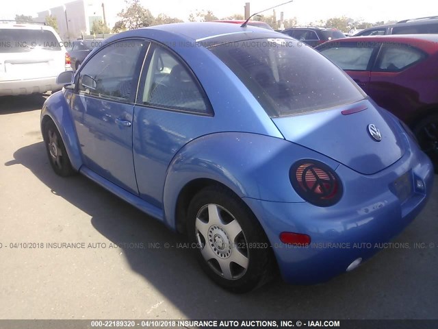 3VWDD21C8YM446090 - 2000 VOLKSWAGEN NEW BEETLE GLX 蓝色 照片 3