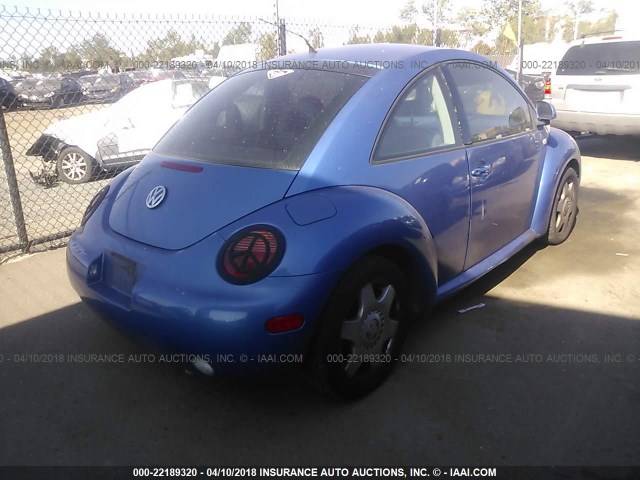 3VWDD21C8YM446090 - 2000 VOLKSWAGEN NEW BEETLE GLX 蓝色 照片 4