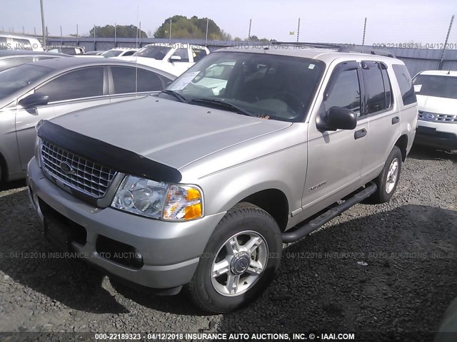 1FMZU63K94ZA92850 - 2004 FORD EXPLORER XLT/XLT SPORT/NBX SILVER photo 2